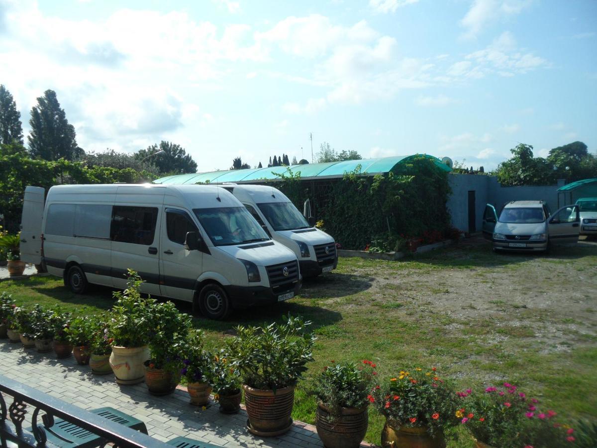 Galina Guest House Alakhadzi Exterior photo